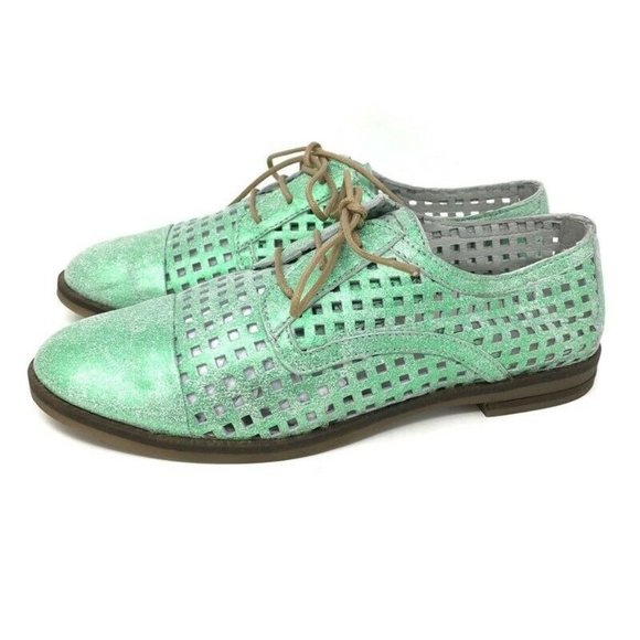 Mint Green Women's Flats - Picture 2 of 9